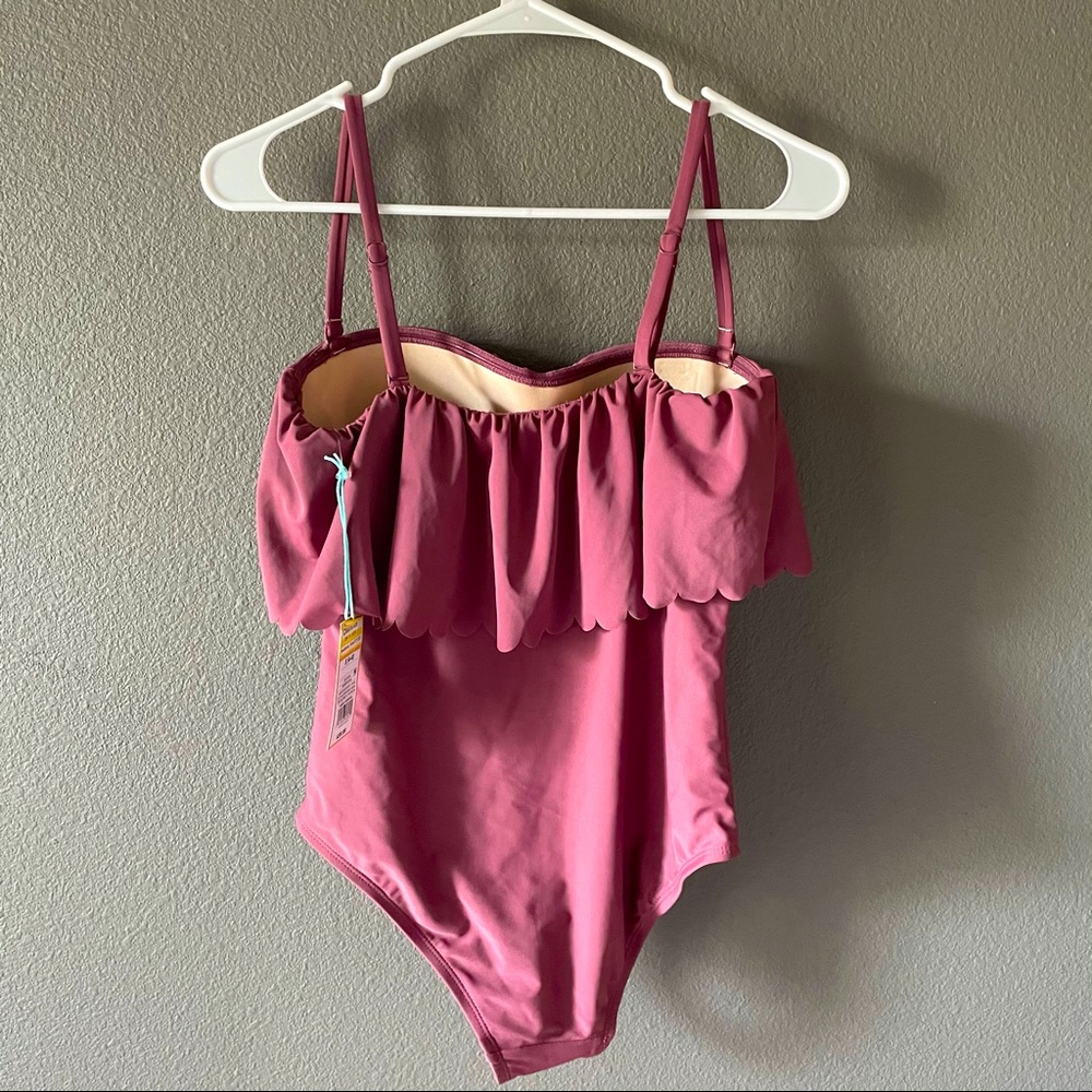 One piece bathing suit